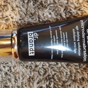 Dr Brandt face scrub